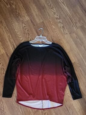 Boutique  Black to Burgundy Ombre Long Sleeve Dolman Blouse